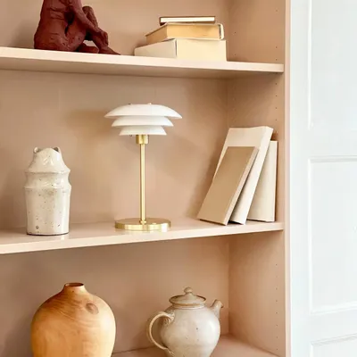 Lampes à poser - Lampe de table DL20 LED Opale/Laiton rechargeable - DYBERG LARSEN