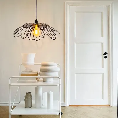 Hanging lights - Blumen Matte black Pendant - DYBERG LARSEN