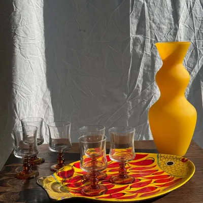 Vases - Vase moderne en verre jaune vintage opalin H:30cm - OFFICE OBJETS