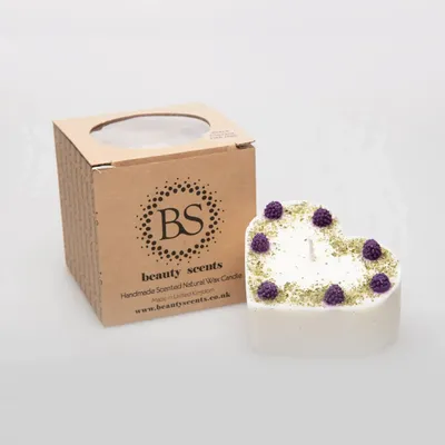Bougies - Grandes bougies en forme de cœur avec mûre, boîte de 6, fraise - BEAUTY SCENTS CANDLES