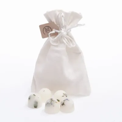 Bougies - Fondants de cire naturelle parfumés dans un sachet en lin de 10 pièces, melon, sachet gris - BEAUTY SCENTS CANDLES