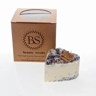 Bougies - Petite bougie parfumée en cire de soja en forme de cœur avec fleurs sauvages, boîte de 8, pomme - BEAUTY SCENTS CANDLES