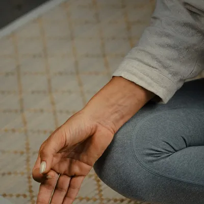 Contemporary carpets - SAMBU DIAMOND, the meditation and Yin Yoga mat - MAHOLA YOGA