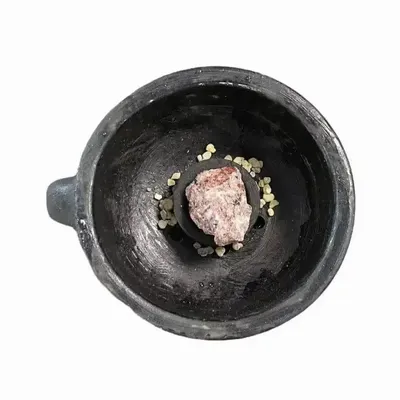 Senteurs - Porte charbon en terre cuite (noir) - ARABESK