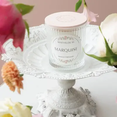 Bougies - Bougie parfumée Les Intemporelles en Fleurs 145 g - Marquise - MATHILDE M.