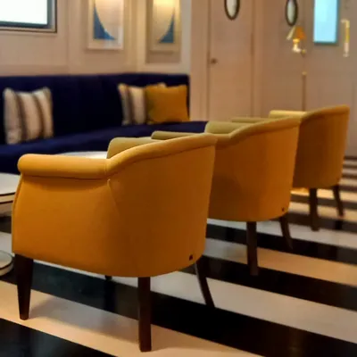 Chairs for hospitalities & contracts - Paris Low Origins | Little armchair - CREARTE COLLECTIONS