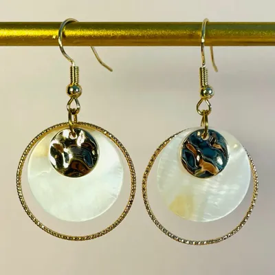 Bijoux - Boucles d'oreilles Surabaya - acier Inoxydable et nacre - LILIBELLULE