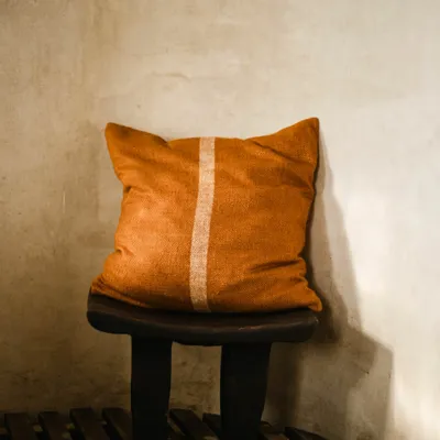 Cushions - MANASLU SILK BLEND - HIMALAYAN HERMITAGE