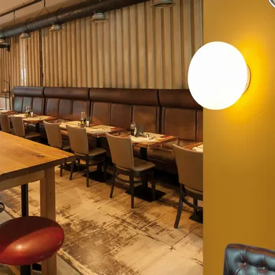 Appliques - MOON applique murale en blanc ou doré - LUXCAMBRA