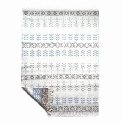 Plaids - Plaid couverture en laine "Folklore floral" , taupe - WOOL ONLY BY JOWOLLINA