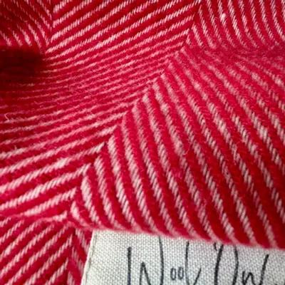 Plaids - Plaid couverture en laine, Chevrons Rouge Naturel - WOOL ONLY BY JOWOLLINA
