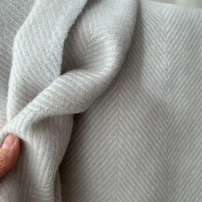 Plaids - Plaid couverture en laine, Herringbone Ice Grey - WOOL ONLY BY JOWOLLINA