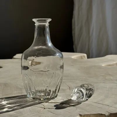 Vases - Petit flacon en verre avec bouchon - OFFICE OBJETS