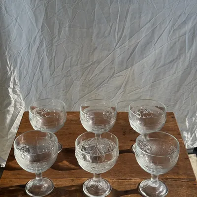 Installation accessories - 5 vintage fruit patterned glass ice cream cups - OFFICE OBJETS