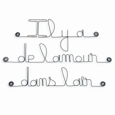 Other wall decoration - Wire writing "There is love in the air" - BIJOUX DE MUR