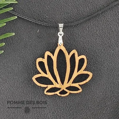 Bijoux - Collier - Fleur de lotus - POMME DES BOIS