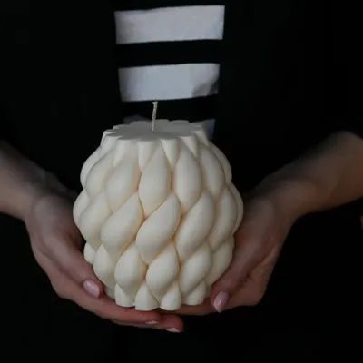 Bougies - Bougie Sculpturale Twirl – Forme Courbée Géométrique - QUIET