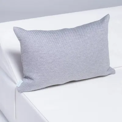 Outdoor decorative accessories - Cozip LOOP Outdoor Cushions | Sunbrella Fabric - COZIP