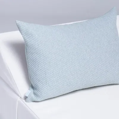 Outdoor decorative accessories - Cozip LOOP Outdoor Cushions | Sunbrella Fabric - COZIP