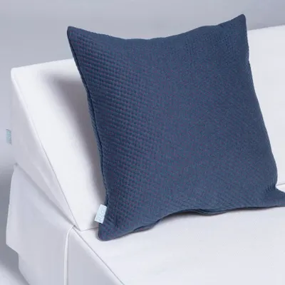 Outdoor decorative accessories - Cozip LOOP Outdoor Cushions | Sunbrella Fabric - COZIP