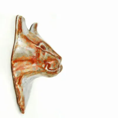 Outdoor decorative accessories - Cat portrait to hang on the wall - SABMULLER CERAMICS