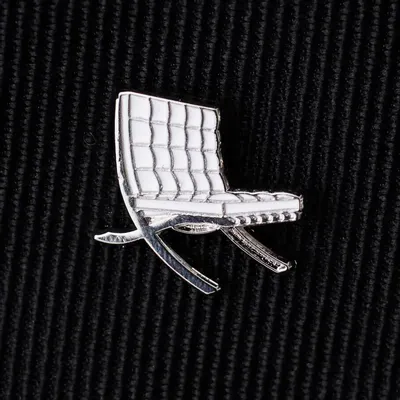 Broches - Chaise Pin Barcelona blanche - PINPINPIN.IT