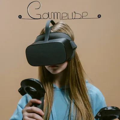 Autres décorations murales - Décoration Murale en Fil de Fer "Gameuse" - à punaiser - BIJOUX DE MUR