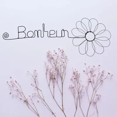 Other wall decoration - Wire wall decoration - Daisy flower - Happiness - BIJOUX DE MUR