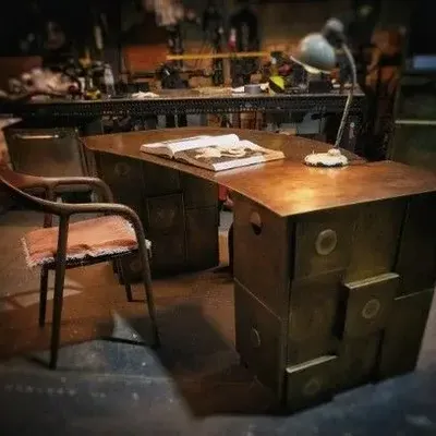 Bureaux - Bureau en laiton - ART-APPLIQUÉE