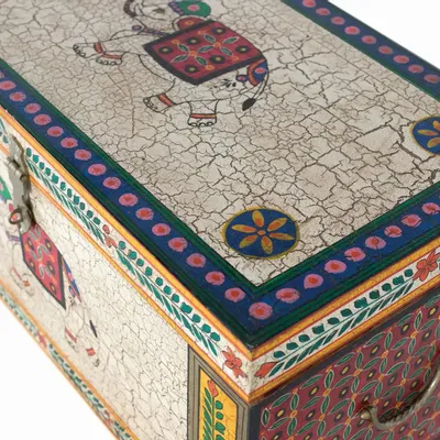 Storage boxes - Multicolored hand painted mango wood chest - GINER Y COLOMER