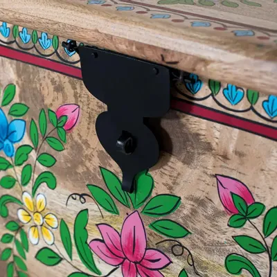 Storage boxes - Hand painted mango wood chest - GINER Y COLOMER
