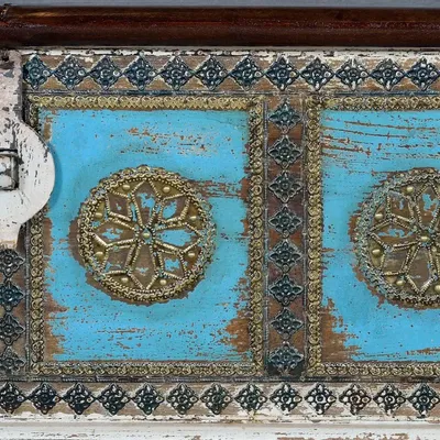 Storage boxes - Chest in white mango and aged cherry - GINER Y COLOMER