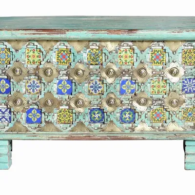 Storage boxes - Mango wood chest with green and multi-colored details - GINER Y COLOMER