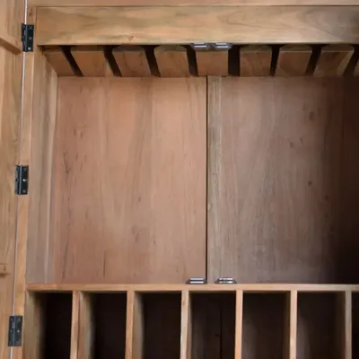 Wardrobe - Hand-carved acacia wood bottle cabinet - GINER Y COLOMER