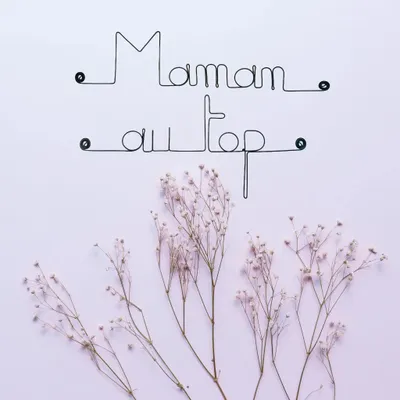 Other wall decoration - Wire Wall Decoration\" Mom on top\ "” - to pin - BIJOUX DE MUR