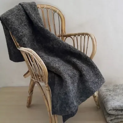 Throw blankets - Wool felt plaid - HELOISE LEVIEUX