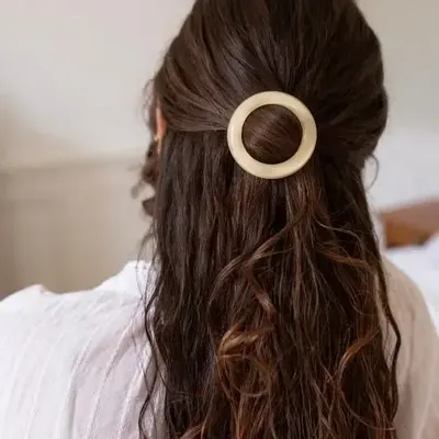 Hair accessories - Ivory round hair clip - BACHCA