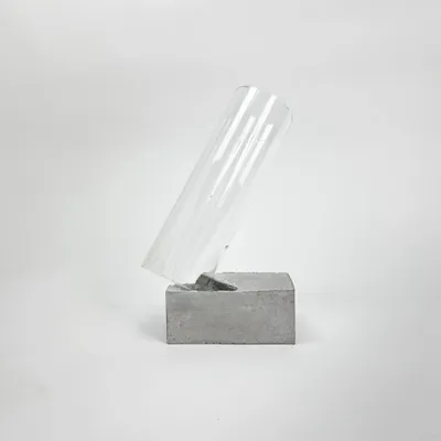 Vases - Vase à fleurs sculptural [PEAK] - CASE STUDIOS