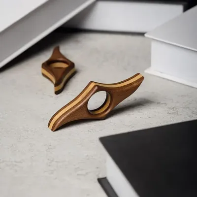 Gifts - TILISMA - Handmade walnut wood page holder - TILISMA