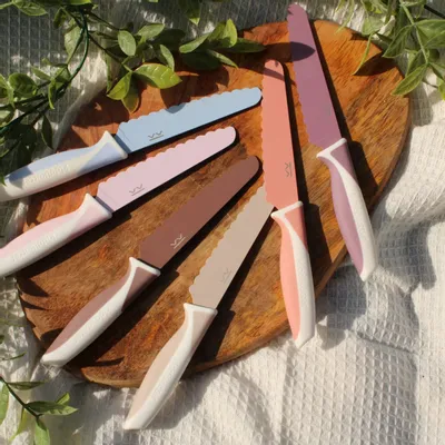 Children's mealtime - KIDDIKUTTER knife. - KIDDIKUTTER