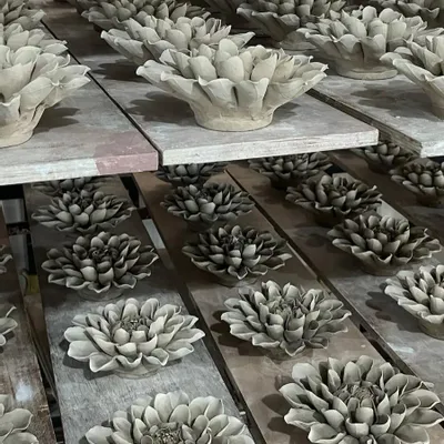 Ceramic - Ceramic Flower Japan Collection - CHIVE