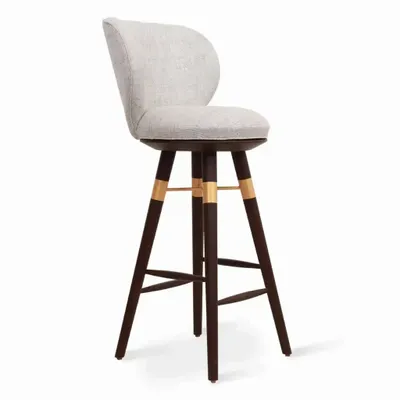 Chaises - Bhrami - Chaise haute en bois avec PU doré - ALANKARAM