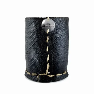 Objets de décoration - Pot droit en pneu recyclé. - KARAWAN AUTHENTIC