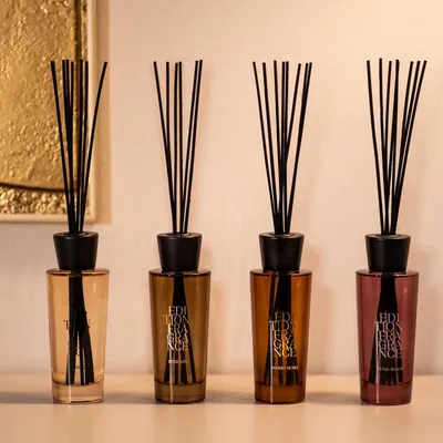 Scent diffusers - Perfumed reed diffuser with wooden cap - EDITION FRAGRANCES