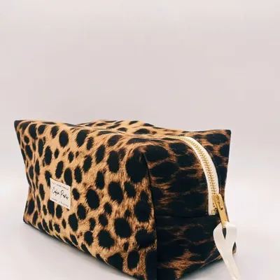 Travel accessories - AMADINE LEOPARD TOILETRY BAG - COFIN PARIS