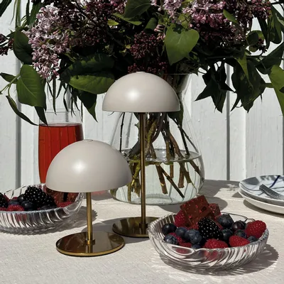 Lampes à poser - Mini-lampe de table LED « ALONG » beige/laiton, boîte de 2 - DYBERG LARSEN