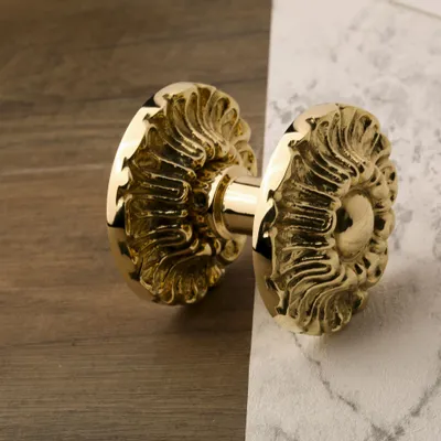 Design objects - Moulded brass landing door knob - LA LAITONNERIE