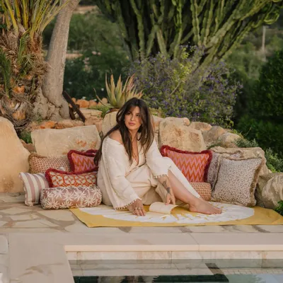 Tissus pour extérieurs - Coussin Maya Rose & Écru - PALAIS SUSTAINABLE LUXURY