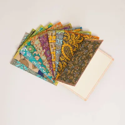 Papeterie bureau - Cartes postales en papier recyclé et sari de seconde main - I WAS A SARI