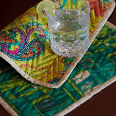 Dessous de plat - Des sets de table recyclés pour la décoration de la table à manger à l - I WAS A SARI